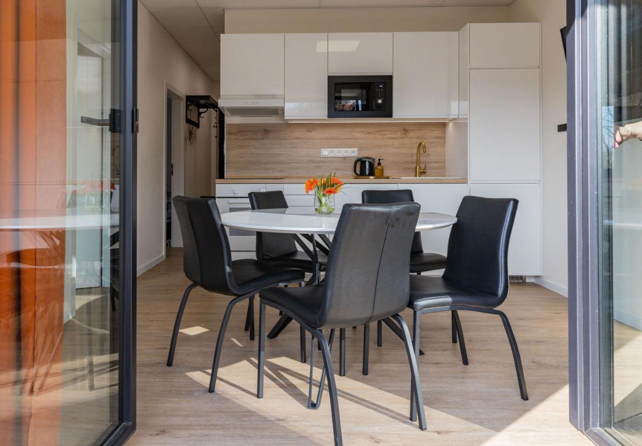 Sunny Apartment With Free Parking Зволен Экстерьер фото