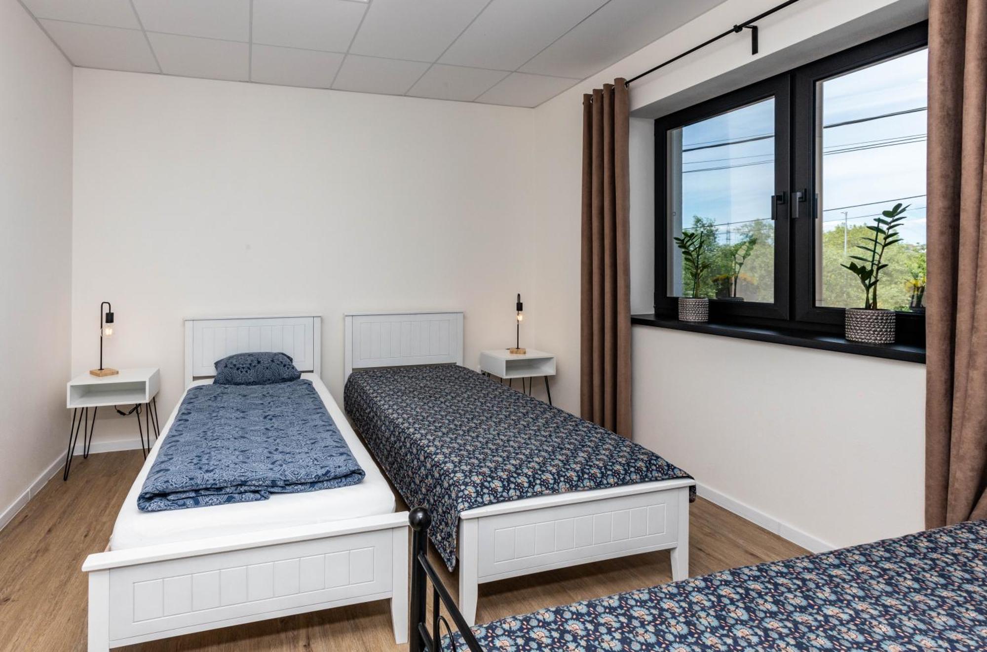 Sunny Apartment With Free Parking Зволен Экстерьер фото