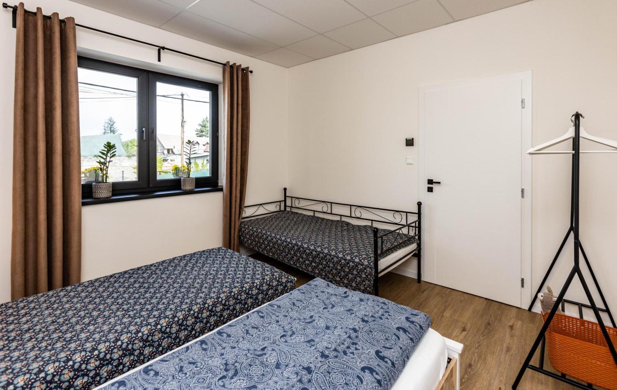 Sunny Apartment With Free Parking Зволен Экстерьер фото